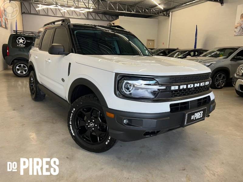 FORD - BRONCO 2.0 SPORT WILDTRACK ECOBOOST 16V TURBO 4P AUTOMÁTICA - 2021/2021 - BRANCA - R$ 174.900,00