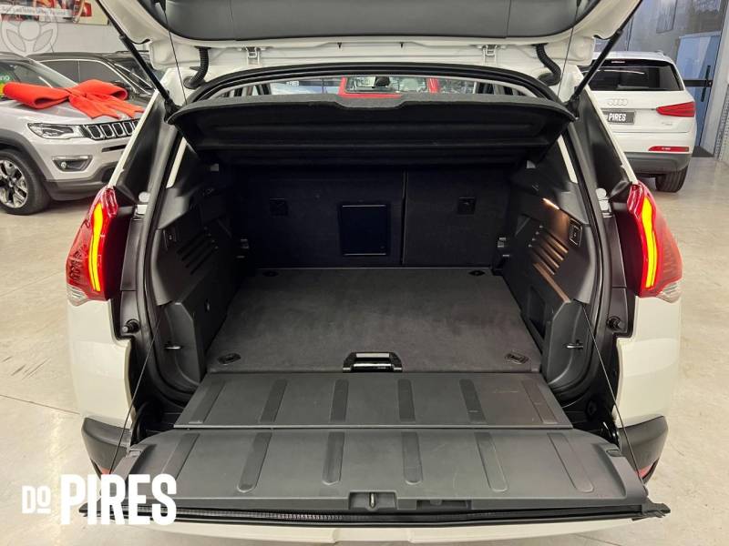 PEUGEOT - 3008 1.6 GRIFFE THP 16V 4P AUTOMÁTICO - 2014/2015 - BRANCA - R$ 57.900,00
