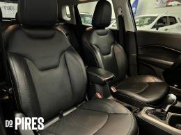 JEEP - COMPASS 2.0 16V FLEX LONGITUDE AUTOMÁTICO - 2018/2019 - PRATA - R$ 96.900,00