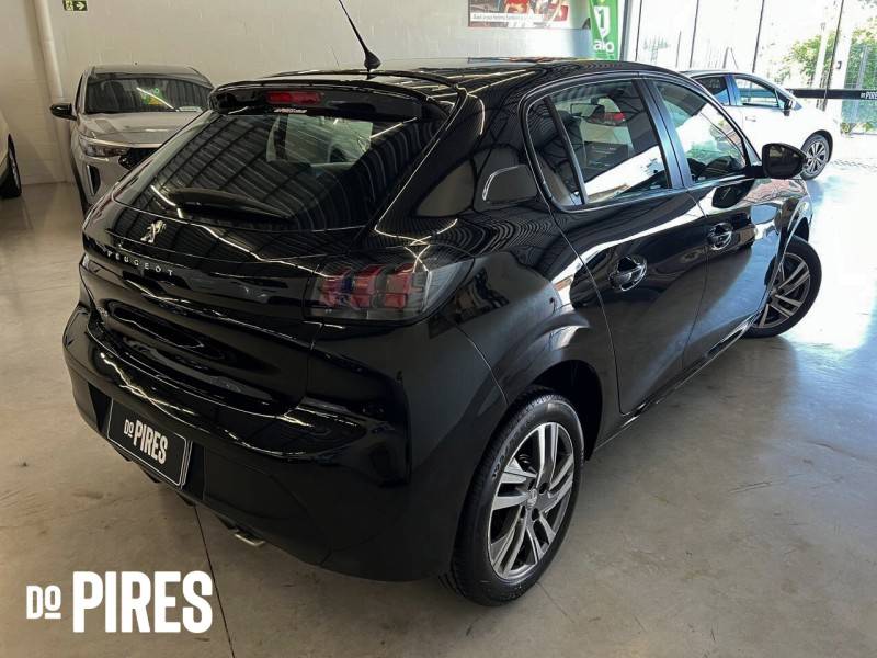 PEUGEOT - 208 - 2020/2021 - Preta - R$ 79.900,00