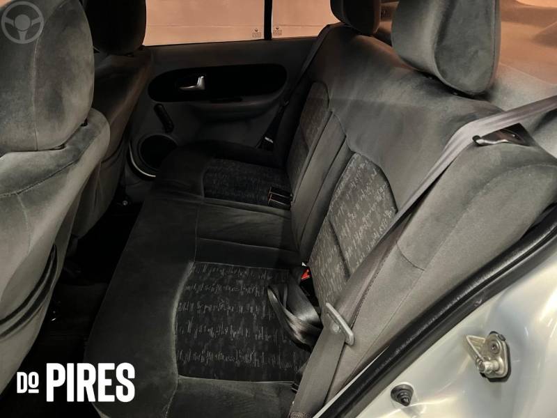 RENAULT - CLIO 1.6 PRIVILÉGE SEDAN 16V 4P MANUAL - 2008/2009 - PRATA - R$ 29.900,00
