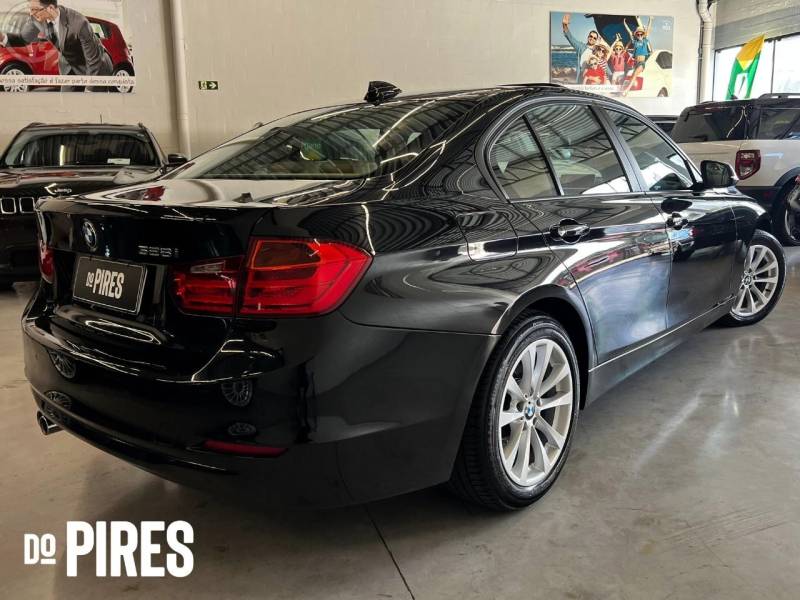 BMW - 328I 2.0 SEDAN 16V 4P AUTOMÁTICO - 2013/2013 - PRETA - R$ 105.900,00