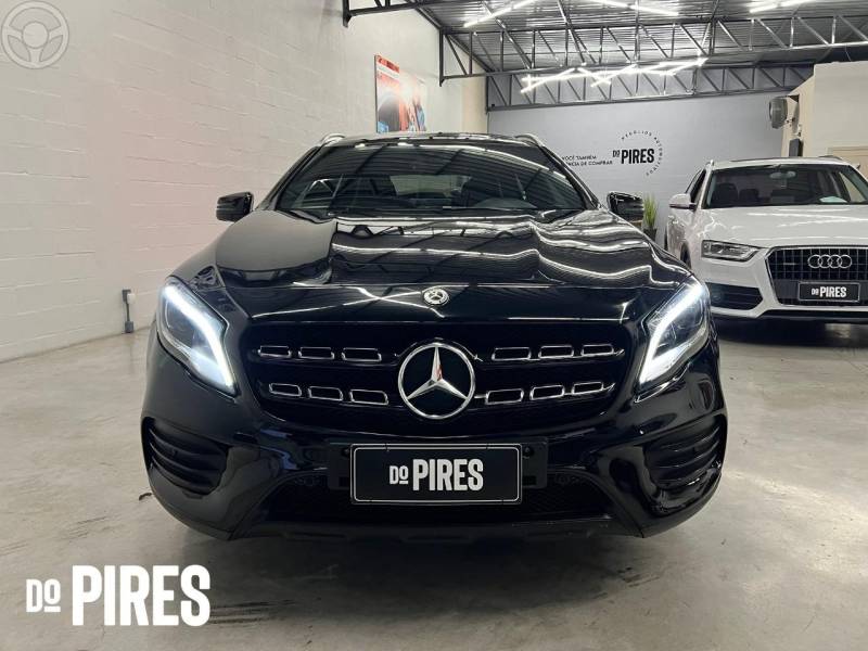 MERCEDES-BENZ - GLA 250 2.0 16V TURBO SPORT 4P AUTOMÁTICO - 2018/2018 - PRETA - R$ 147.900,00