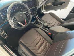 VOLKSWAGEN - JETTA 2.0 16V TSI GLI 350 4P AUTOMÁTICO - 2023/2023 - BRANCA - R$ 200.900,00