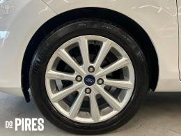 FORD - FIESTA 1.6 TITANIUM HATCH 16V FLEX 4P AUTOMÁTICO - 2018/2018 - BRANCA - R$ 61.900,00