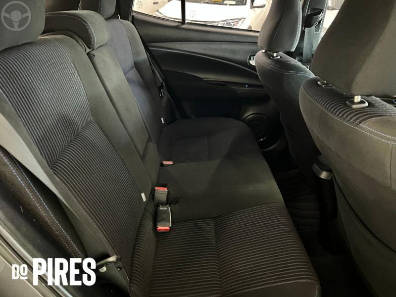 TOYOTA - YARIS 1.5 16V XL PLUS TECH FLEX AUTOMÁTICO - 2021/2022 - CINZA - R$ 84.900,00